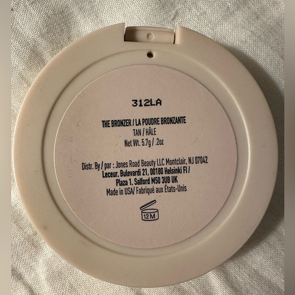 Jones Road The Bronzer Tan - Picture 2 of 3